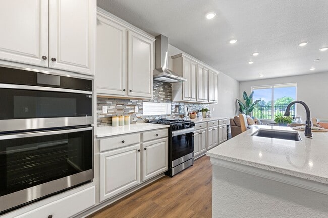 22304 E 49th Place, Aurora, CO 80019 - photo 3