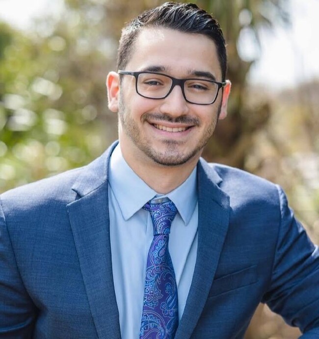 Agent Photo