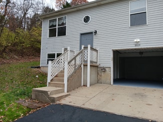 5520 Carla Dr Unit 5520, High Ridge, MO 63049