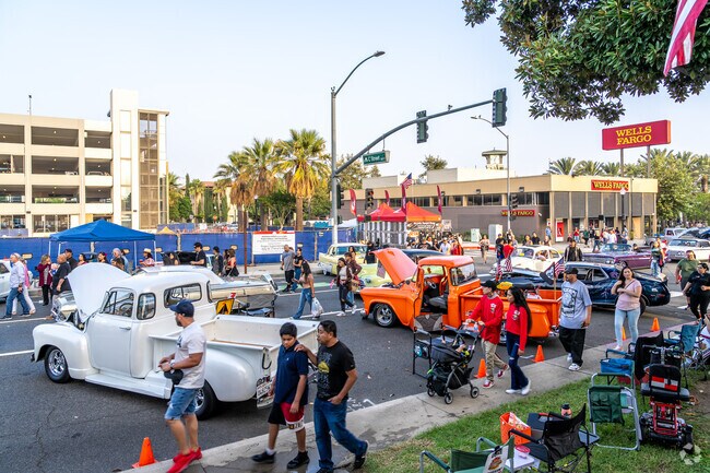 Route 66 Cruisin’ Reunion will be bringing back the iconic Fun Zone for your kids.