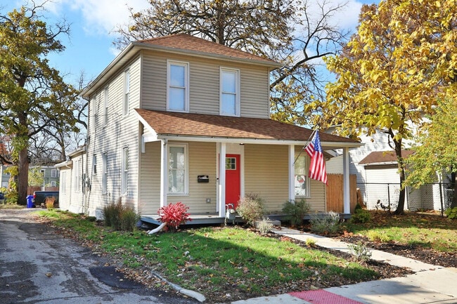 137 E Tompkins St unit ID1364302P, Columbus, OH 43202 - photo 4