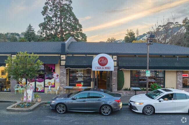 Carlmont residents have variety of food and entertainment options.