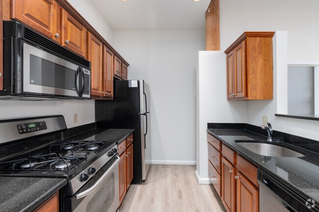 Dennison Bishop, Framingham, MA 01702 - photo 3