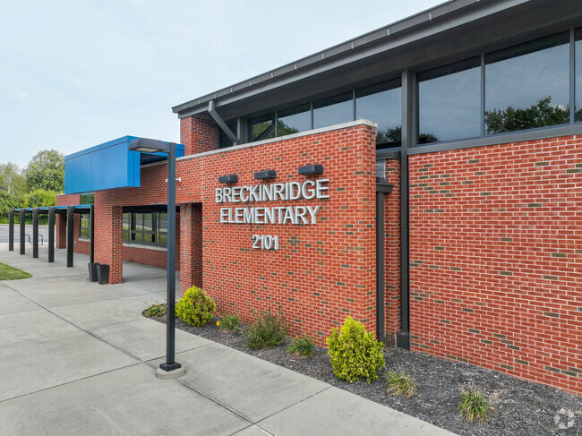The student population of Madeline M Breckinridge Elementary School is 518 and serves PK-5.