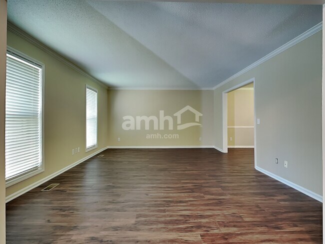 3321 Dairy Point Dr, High Point, NC 27265 - photo 7