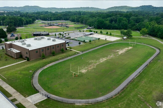 Pelham Park Middle School Panthers offers a wealth of acadmic and athletic opportunities.