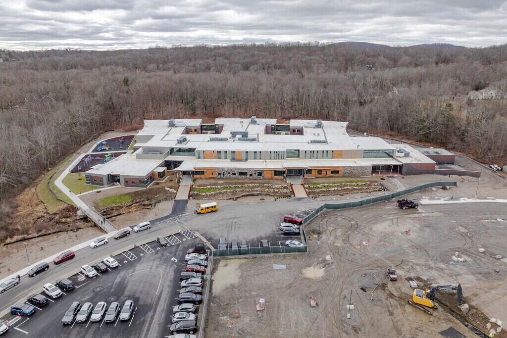 Huckleberry Hill Elementary School at 100 Candlewood Lake Road in Brookfield, CT.
