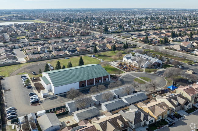 A scenic view of Clovis Christian Schools in Fresno.