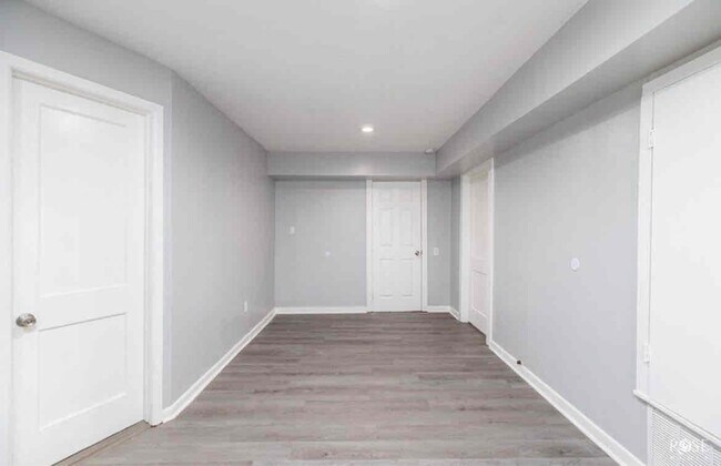 912 N Monroe St unit 912 N Monroe St. Uni, San Angelo, TX 76901 - photo 2