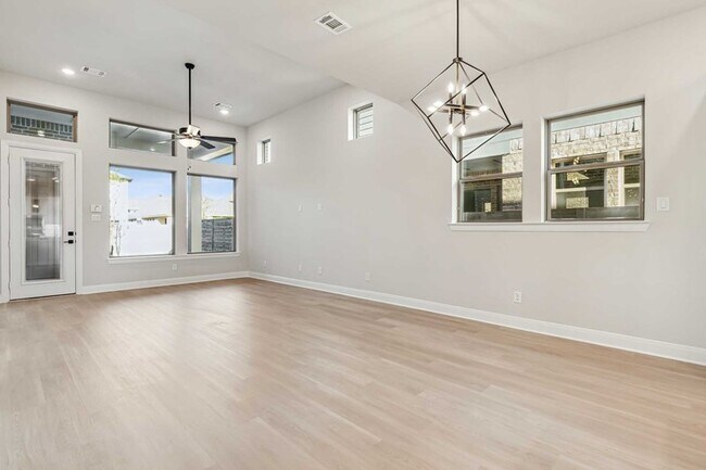 2078 Cuellar Way unit 36495998, van Alstyne, TX 75495 - photo 6