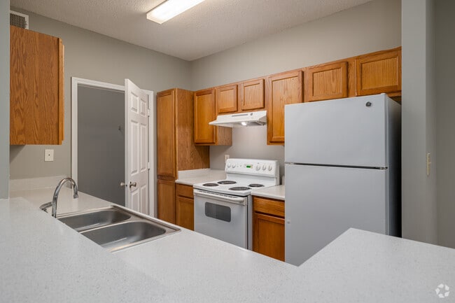 3BR, 2BA - 1,350SF - Dining Room