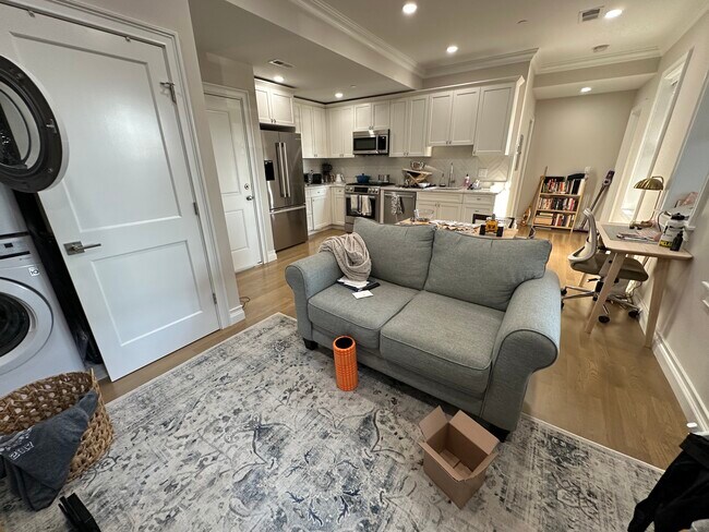 19 Bostonia Ave unit 4, Brighton, MA 02135 - photo 6