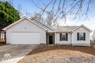 211 Nicki Ct, Hampton, GA 30228