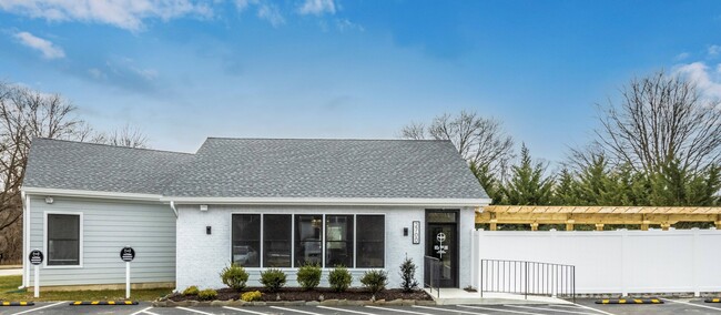 Leasing Center