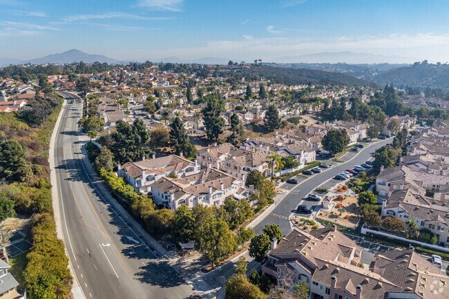 Backdropped by mountains to the east, Terra Nova is a quiet, upscale neighborhood.