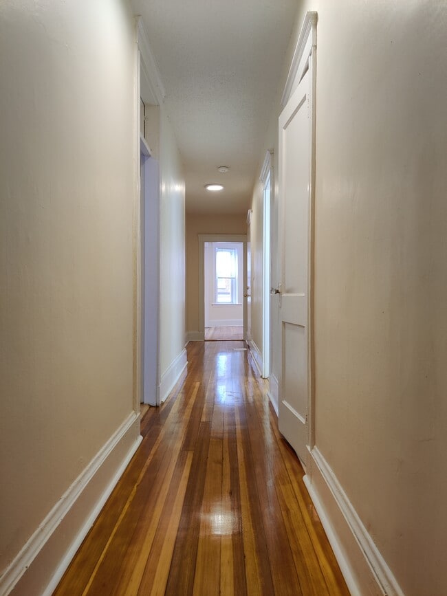 8 Barrows St unit 3, Allston, MA 02134 - photo 2