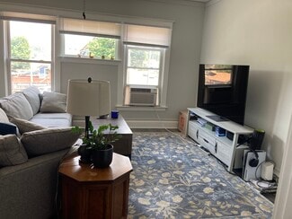 725 Michigan St NE Unit 2, Grand Rapids, MI 49503