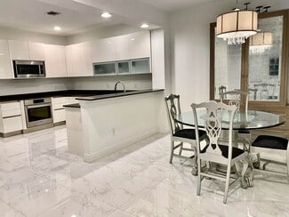 850 Millbrae Ct, West Palm Beach, FL 33401