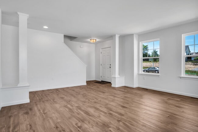 510 Bravery Dr unit 38567491, York, PA 17404 - photo 5