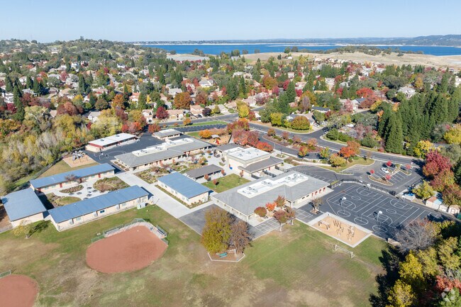 Folsom Hills Elementary School serves students K-5.