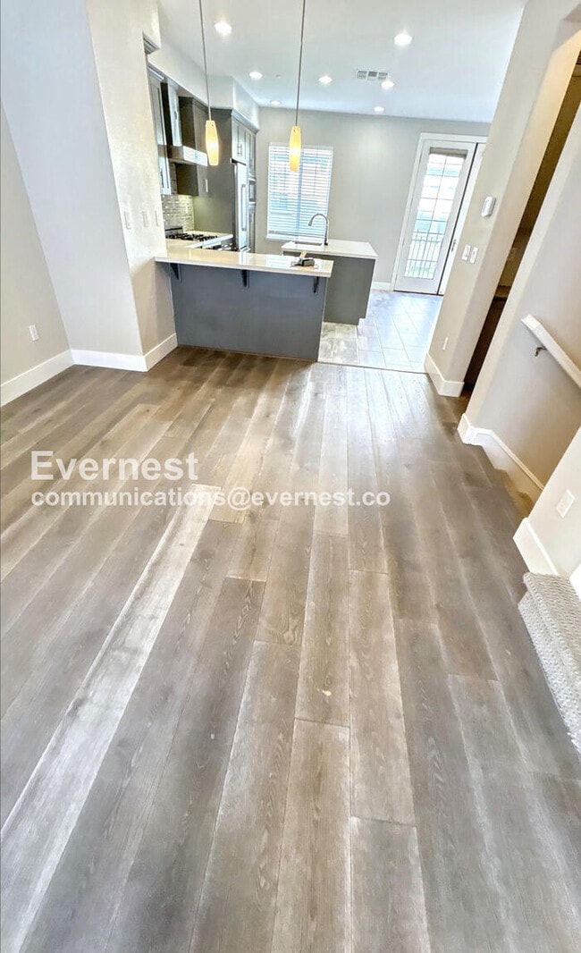 404 Longden Ave, San Mateo, CA 94403 - photo 6