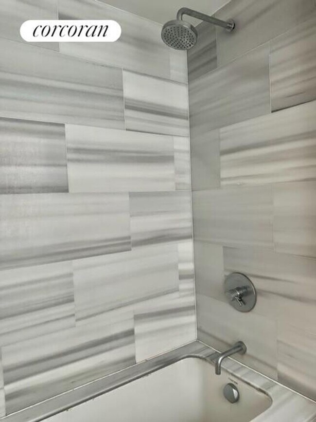 225 Rector Place, New York, NY 10280 - photo 5