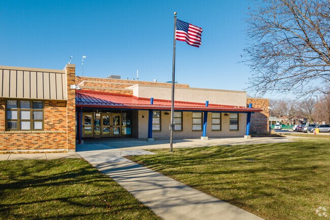 Robert Frost Elementary is a public school in Mount Prospect.