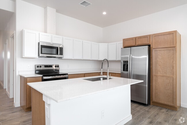 McGuffey Vistas, Las Cruces, NM 88012 - photo 2