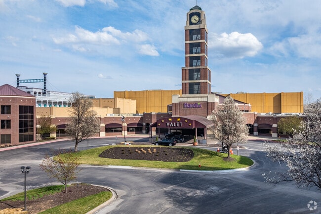 Overlooking the Missouri River off Highway 210 is the Harrah's casino hotel.