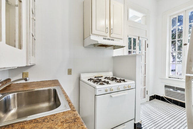 319 S Lopez St unit A, New Orleans, LA 70119 - photo 7