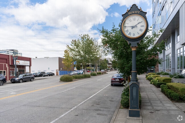 Downtown Everett offers dining and shopping just minutes from South Forest Park.