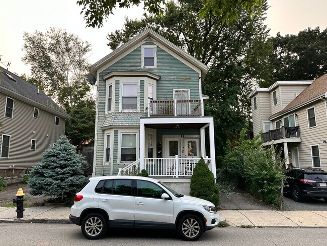 44 Tuttle St unit 1, Dorchester, MA 02125 - photo 2