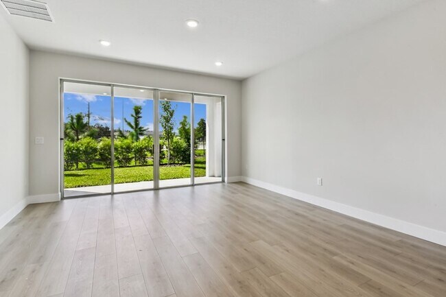 30913 Pendleton Landing Cir unit 36486534, Wesley Chapel, FL 33545 - photo 5