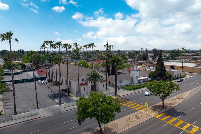 Our Lady Of Guadalupe is located in east Bakersfield in the neighborhood of Lakeview.