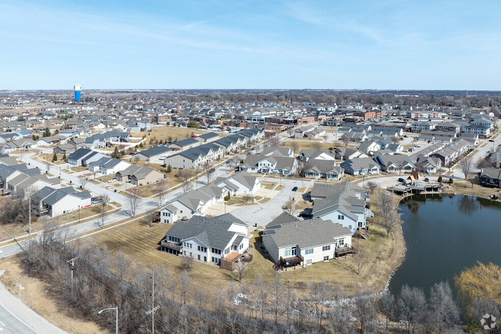 NH_SomersetVillage_558029_P2_V1_MB_041025