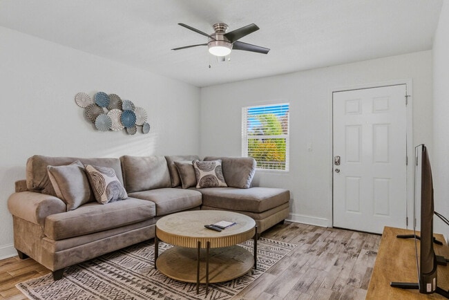 3909 W Cleveland St unit ID1371163P, Tampa, FL 33609 - photo 3