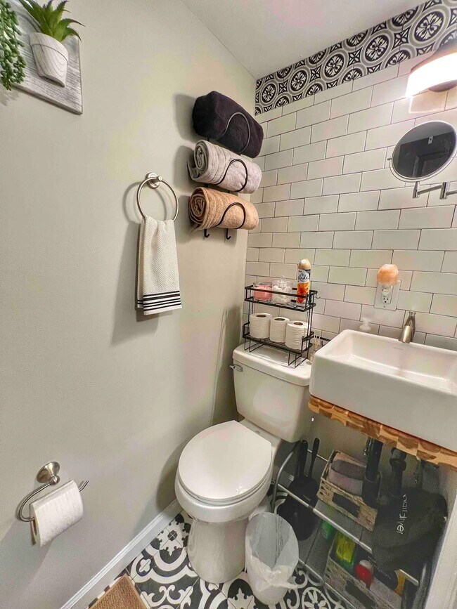 Pullen Station Lofts, Raleigh, NC 27605 - photo 7