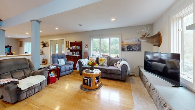 564 Main St, Fremont, NH 03044 - photo 2