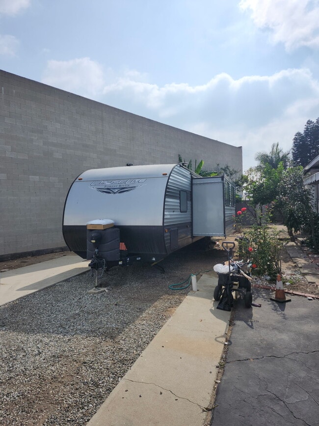 218 W Carson St, Carson, CA 90745