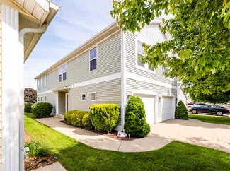 428 Island Pointe Dr, St. Joseph, MI 49085
