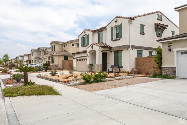 Newly constructed community located in the Citrus Heights neighborhood.