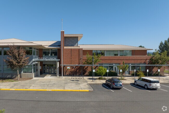 Union High earns an A‑minus from Niche and ranks high for student‑athletes.