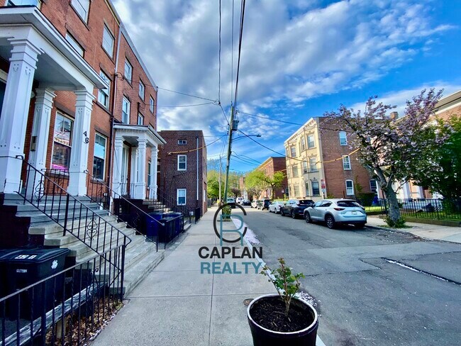 46 Warren St unit D, New Haven, CT 06511 - photo 2