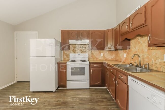 16914 Kilwinning Dr, Houston, TX 77084 - photo 6