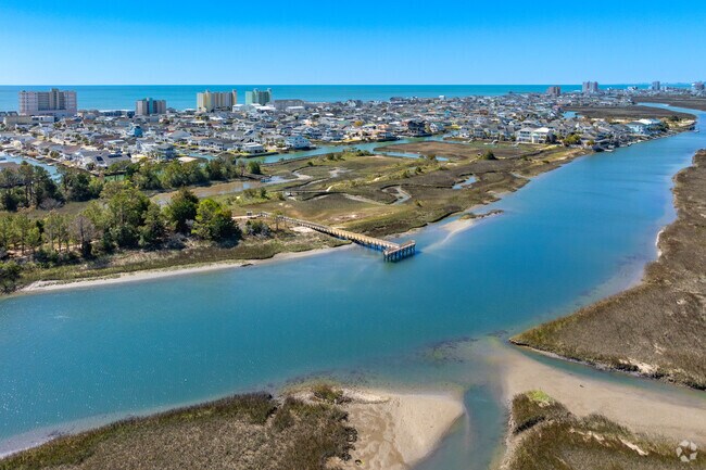 Tidewater Plantation is located near the Intracoastal Waterway.