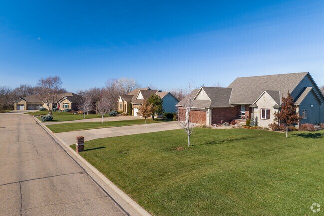 There are several newly-developed neighborhoods in El Dorado.