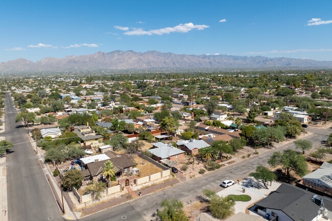 Many early built homes in Jefferson Park have a foundation of volcanic rock from A Mountain.