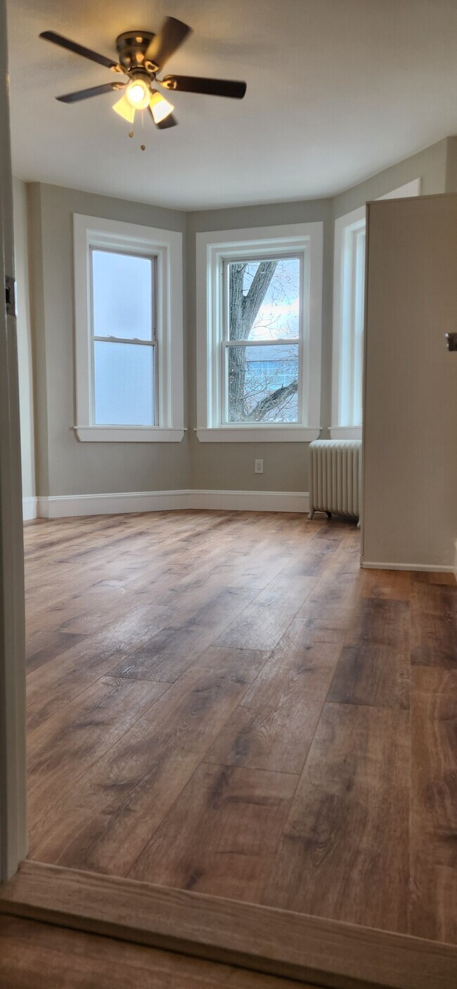 15 Alton Place unit 6, Brookline, MA 02446 - photo 4