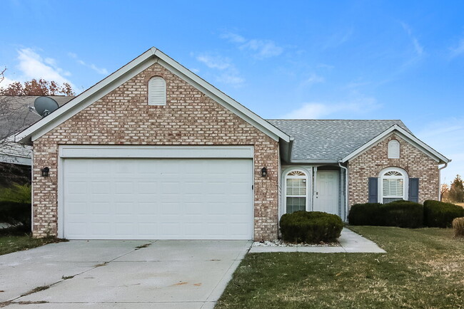 2628 Lullwater Ln, Indianapolis, IN 46229 - photo 3