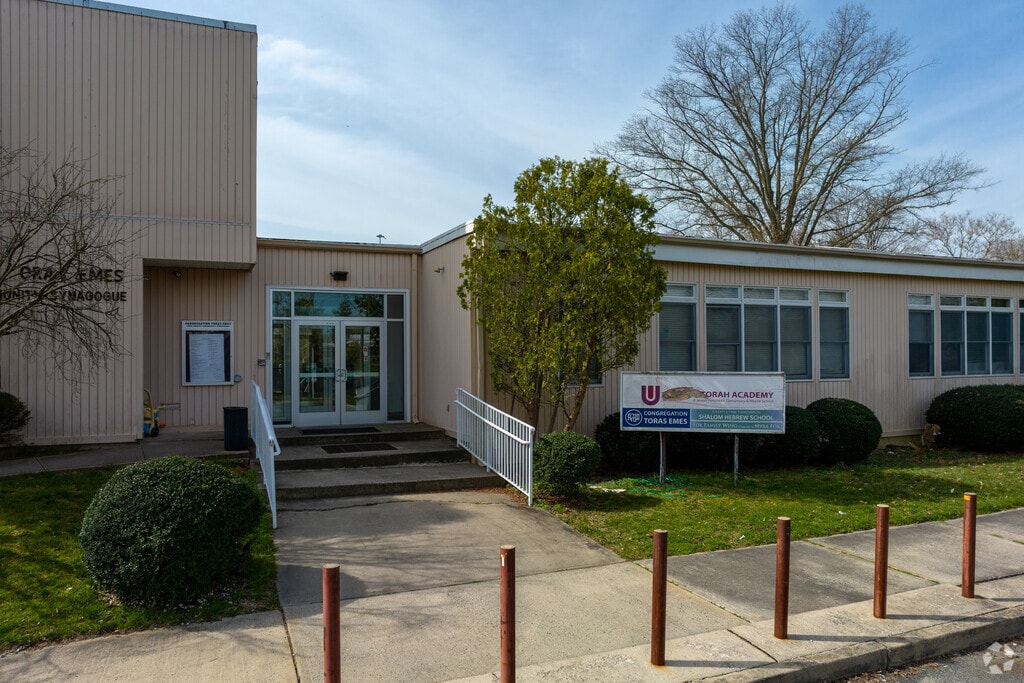 Morris Namias Shalom Torah Academy